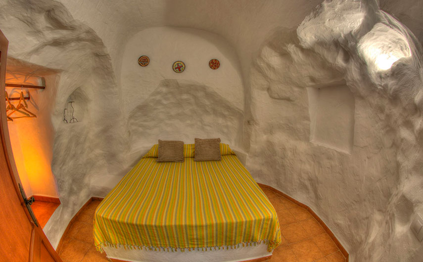 Espacios de Cuevas de Barreto