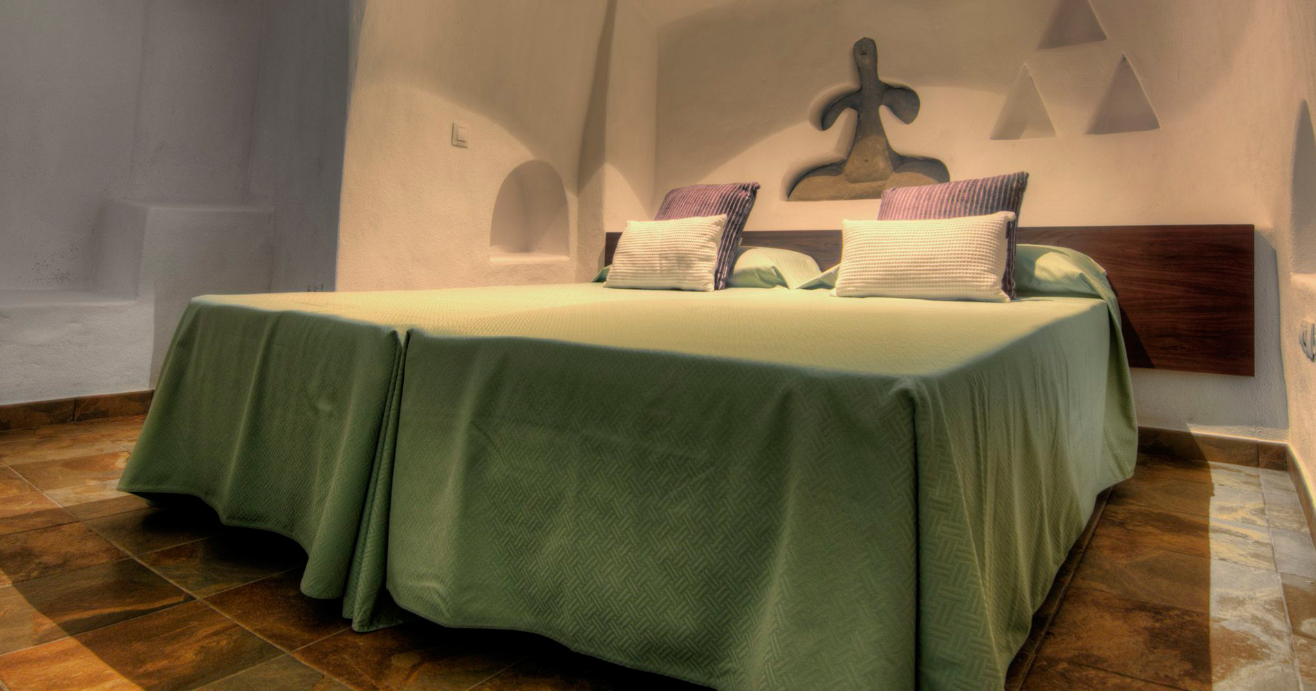 Dormitorio de Cuevas de Barreto